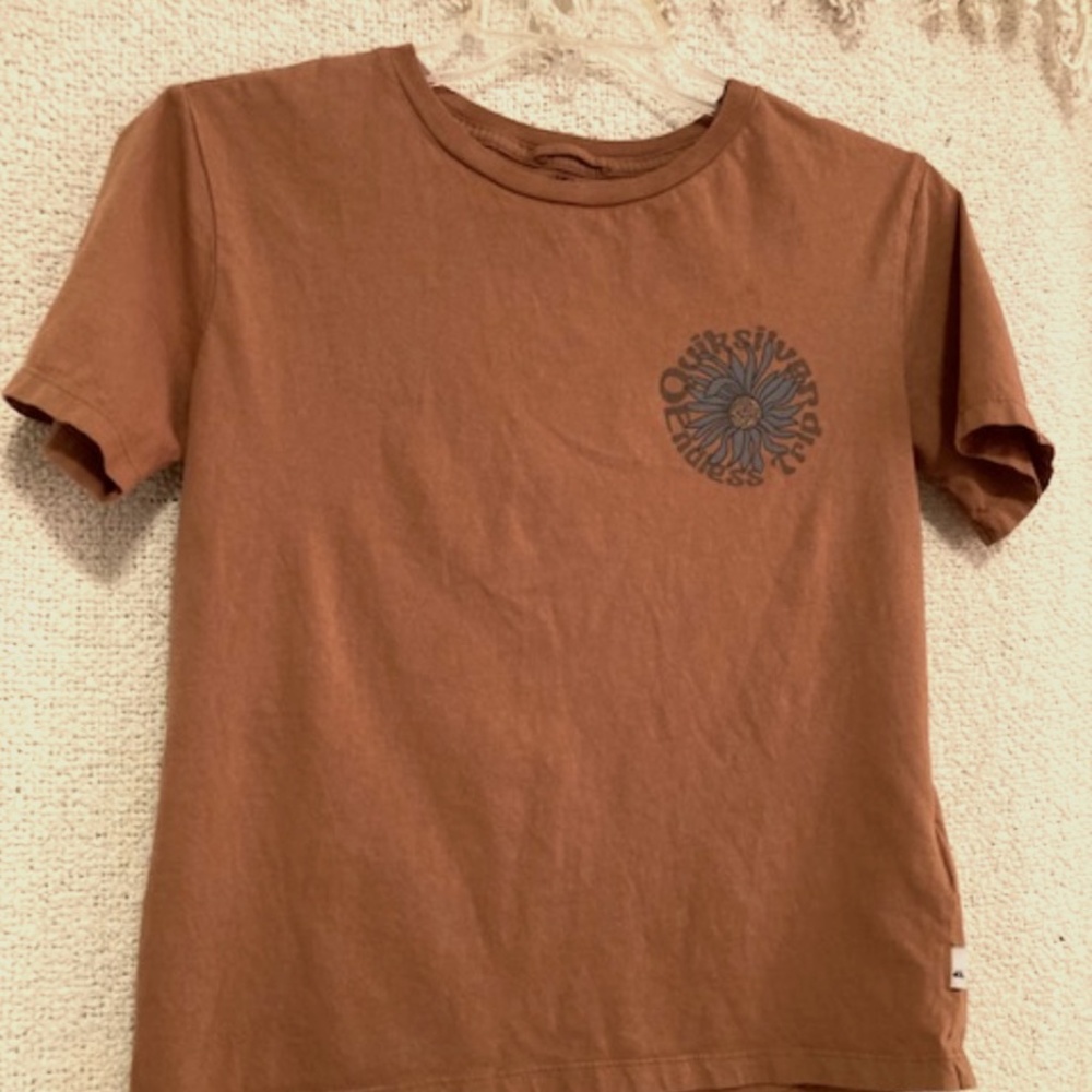 Quick Silver graphic tee size S